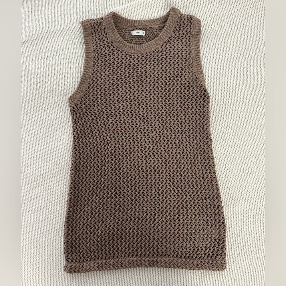 Aritzia TNA Dundas Sweater Vest Size M